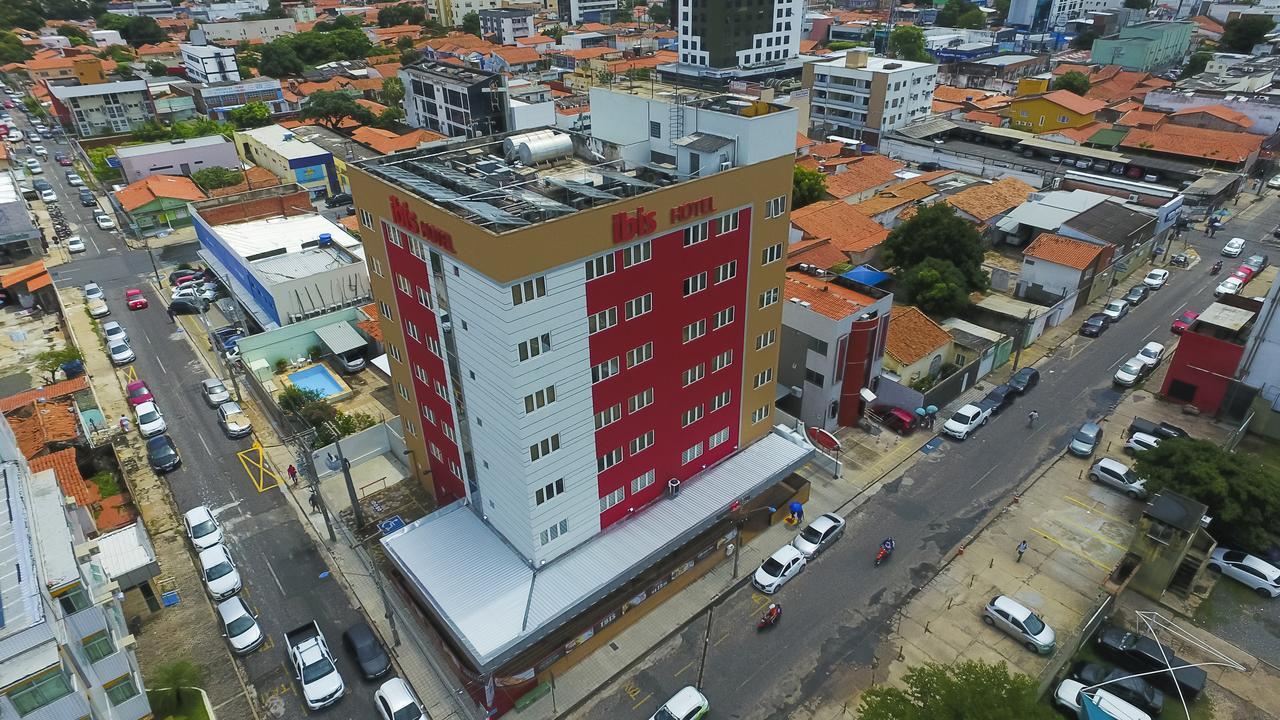 Ibis Teresina Hotel Bagian luar foto